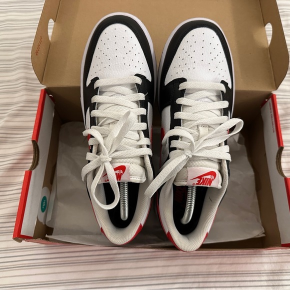 Nike Dunk Low Retro - Picture 3 of 5